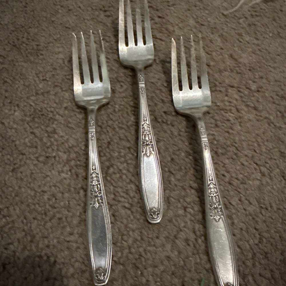 Vintage 1847 Rogers‎ Bros Ambassador Dessert Forks  3